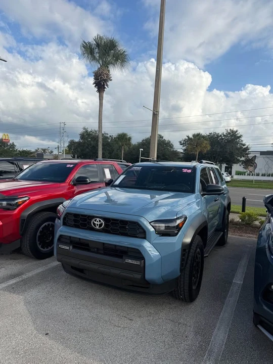 2026 Toyota 4Runner 6th Gen - Image 2 of 9