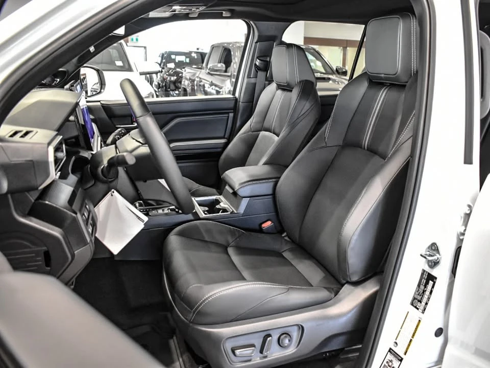 2026 Toyota 4Runner 6th Gen - Image 2 of 18