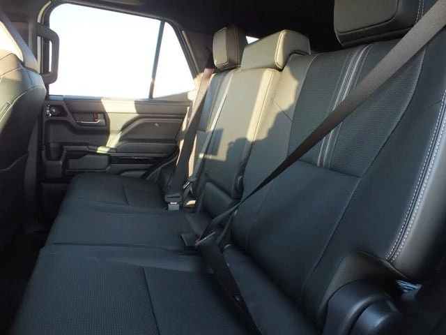 2026 Toyota 4Runner 6th Gen - Image 17 of 19