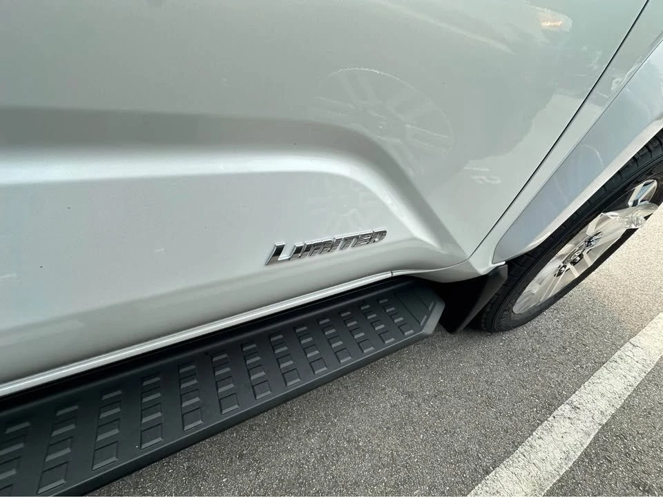2026 Toyota 4Runner 6th Gen - Image 4 of 7