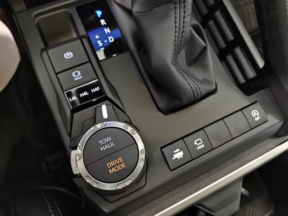 2026 Toyota 4Runner 6th Gen - Image 15 of 20