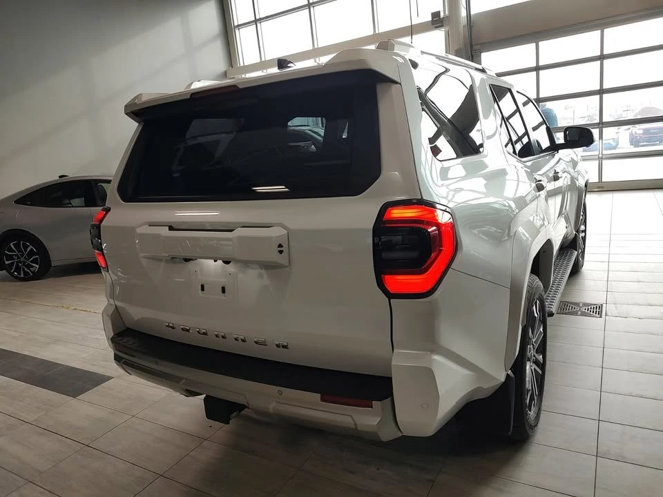 2026 Toyota 4Runner 6th Gen - Image 3 of 20
