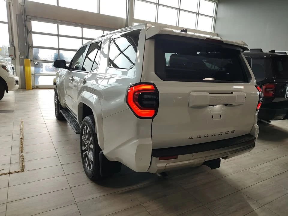 2026 Toyota 4Runner 6th Gen - Image 5 of 20