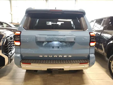 2026 Toyota 4Runner 6th Gen - Image 2 of 18