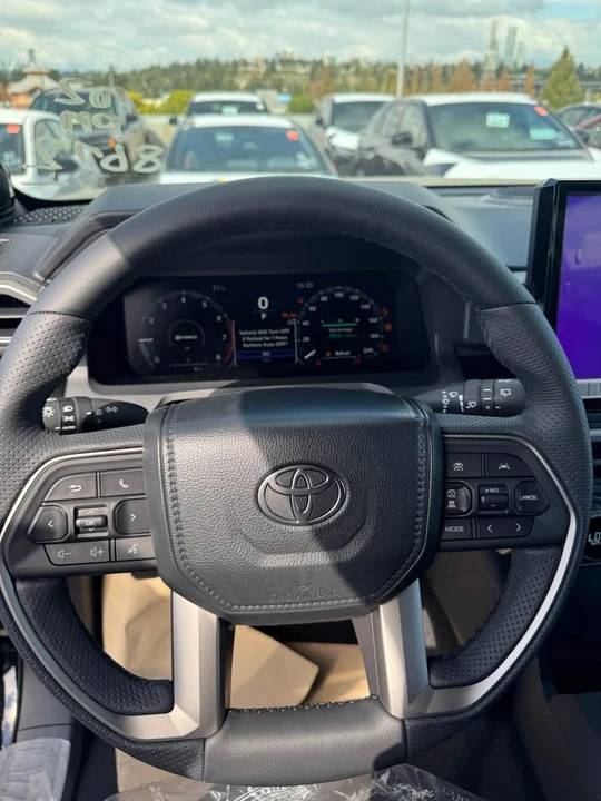2026 Toyota 4Runner 6th Gen - Image 6 of 14