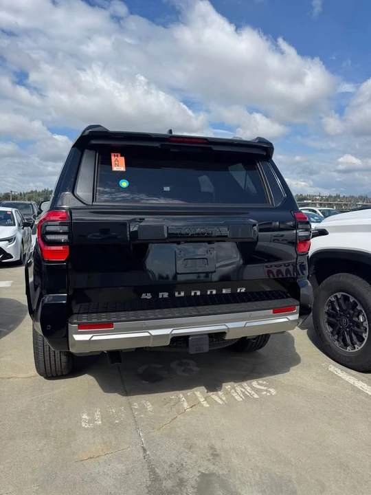 2026 Toyota 4Runner 6th Gen - Image 3 of 14
