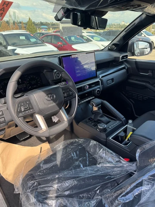 2026 Toyota 4Runner 6th Gen - Image 5 of 14