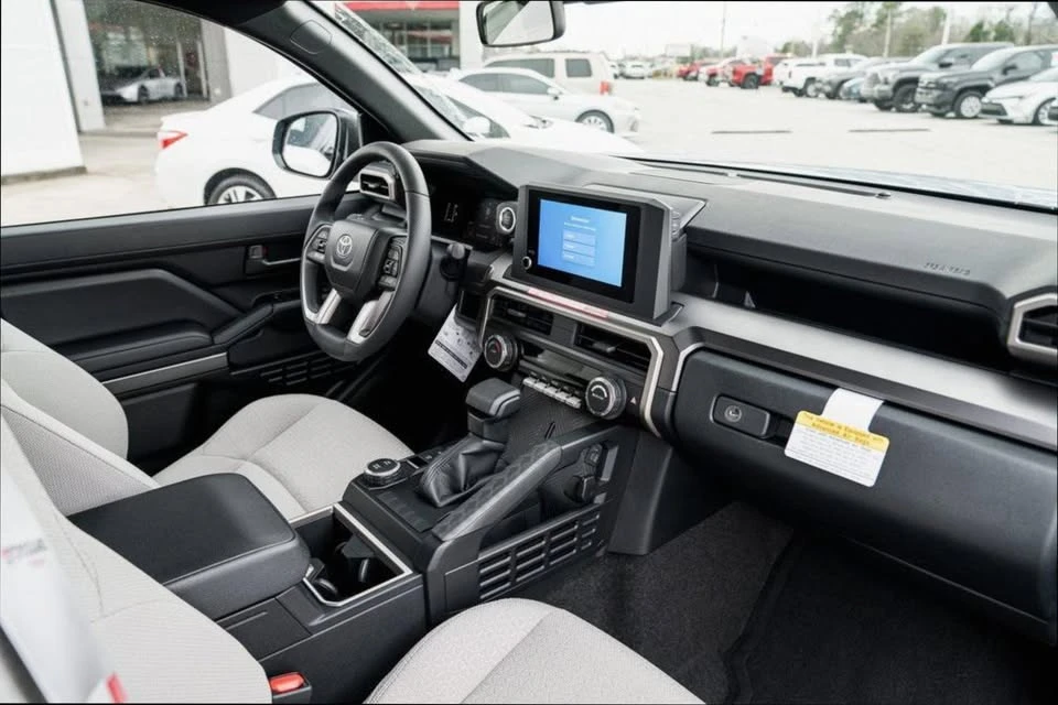 2026 Toyota 4Runner 6th Gen - Image 9 of 18