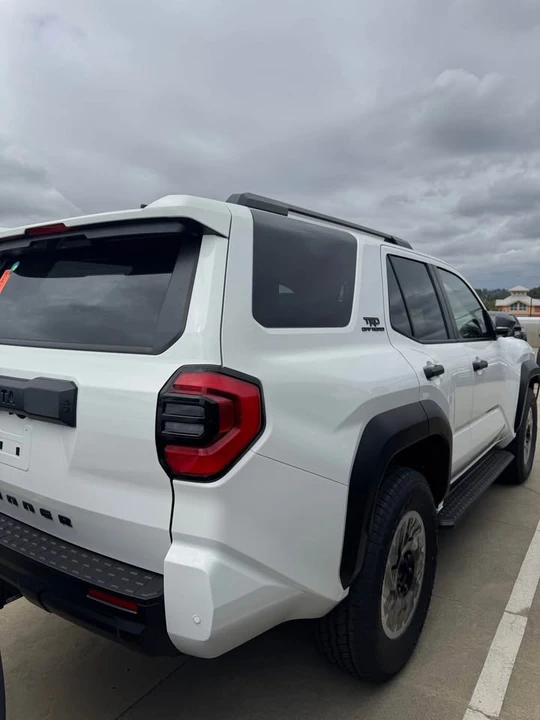 2026 Toyota 4Runner 6th Gen - Image 4 of 8