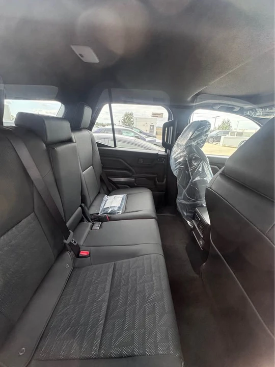 2026 Toyota 4Runner 6th Gen - Image 7 of 8