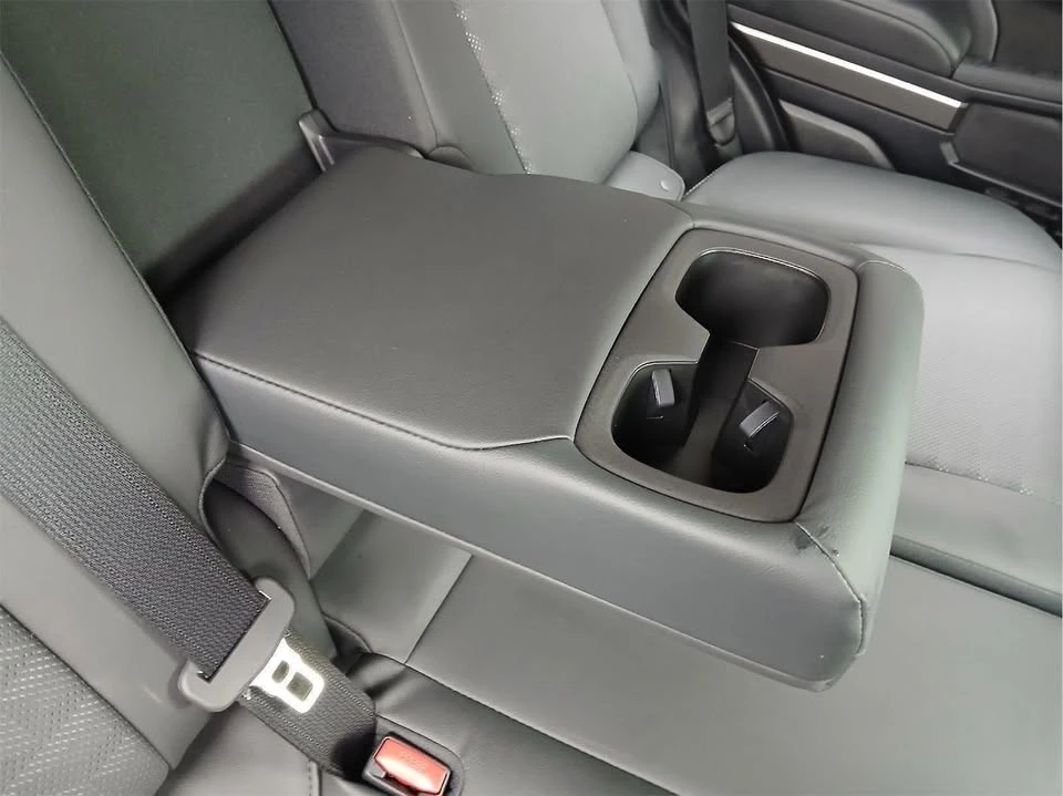 2026 Toyota 4Runner 6th Gen - Image 11 of 20