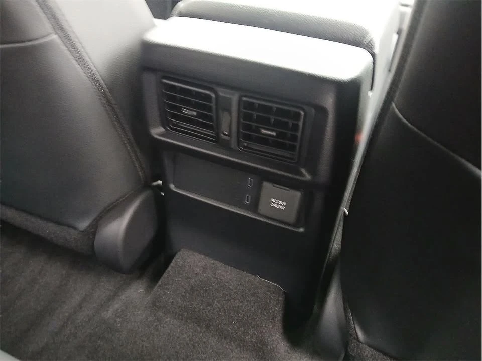 2026 Toyota 4Runner 6th Gen - Image 10 of 20