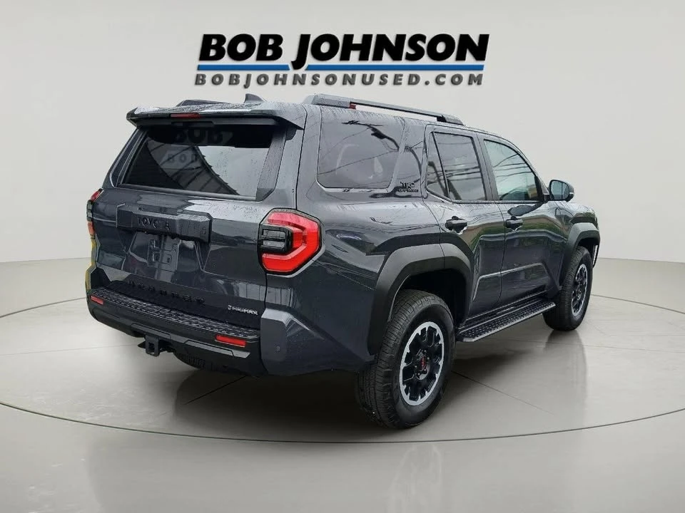 2026 Toyota 4Runner 6th Gen - Image 3 of 20
