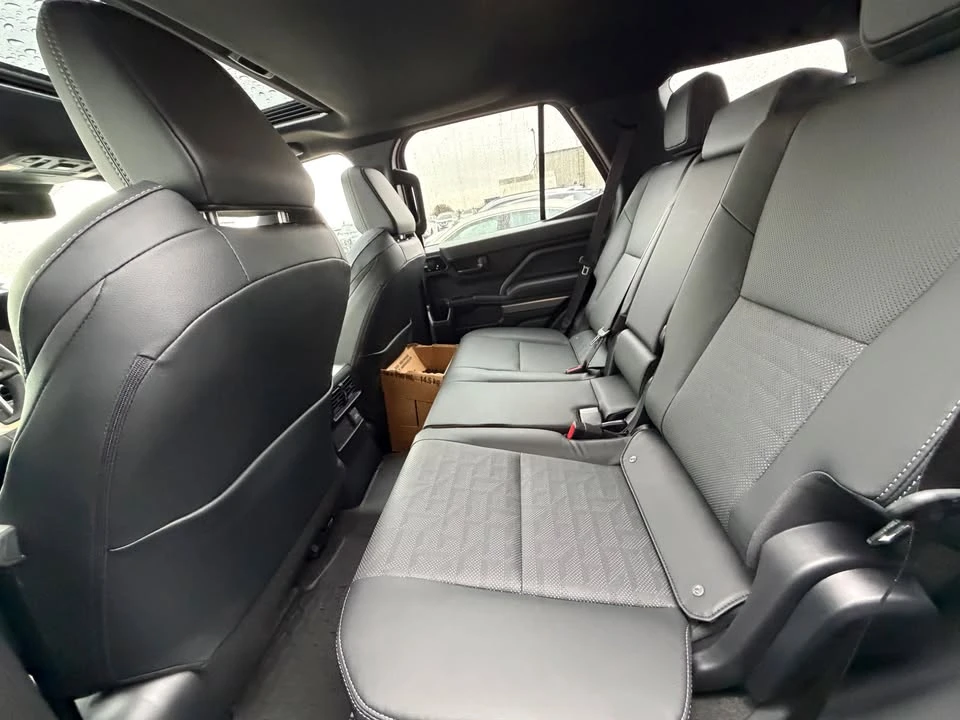 2026 Toyota 4Runner 6th Gen - Image 6 of 9