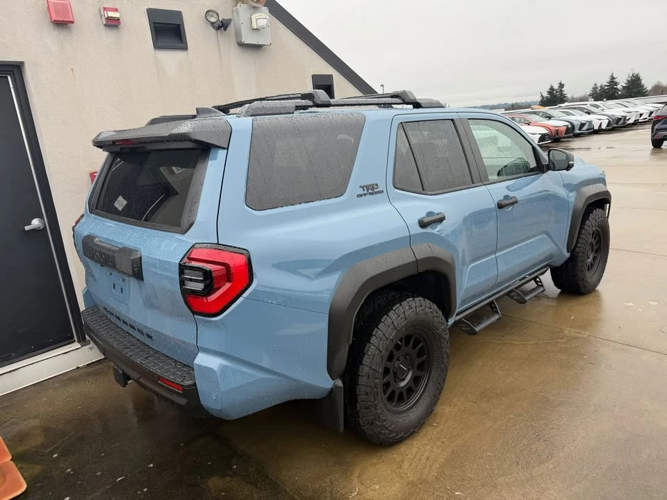 2026 Toyota 4Runner 6th Gen - Image 5 of 9
