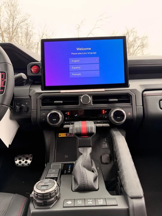 2026 Toyota 4Runner 6th Gen - Image 8 of 18