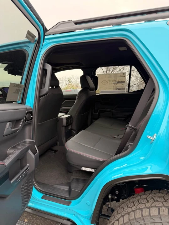 2026 Toyota 4Runner 6th Gen - Image 15 of 18