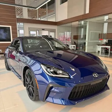 2026 Toyota GR86 Premium MT