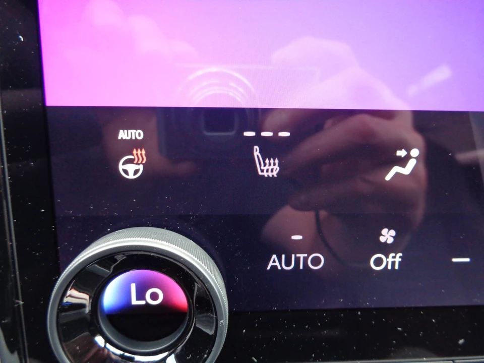 2026 Toyota C-HR - Image 29 of 31