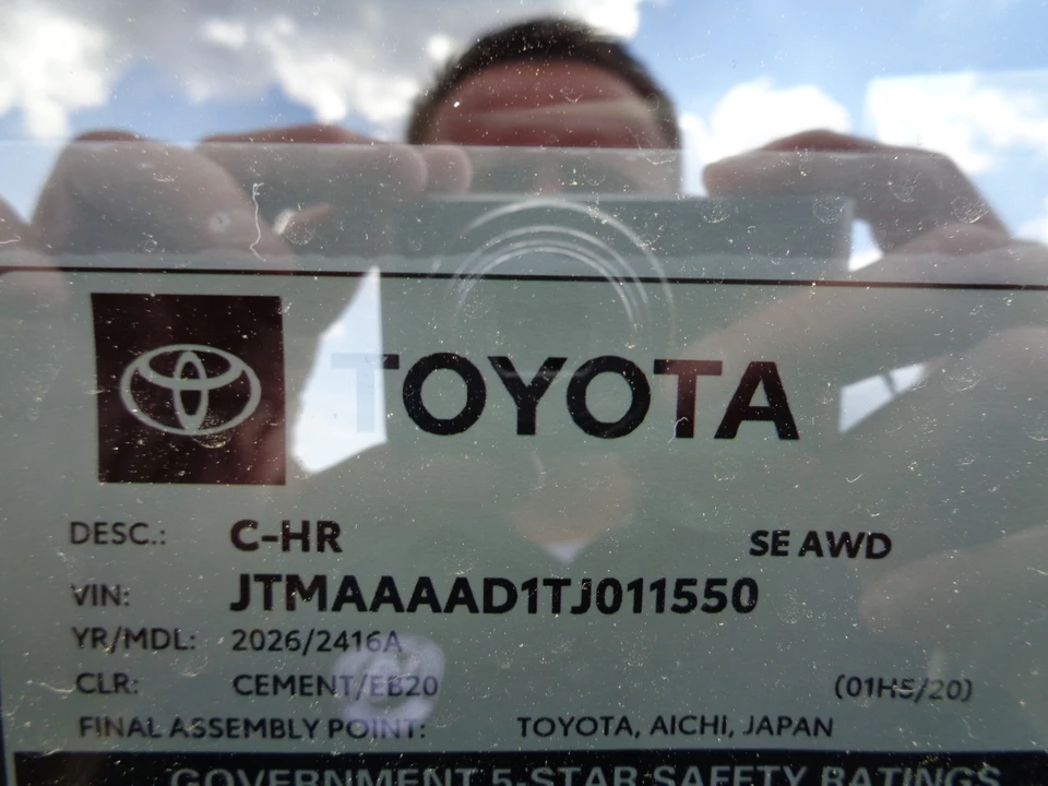 2026 Toyota C-HR - Image 19 of 31
