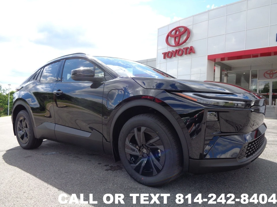 2026 Toyota C-HR - Image 30 of 31