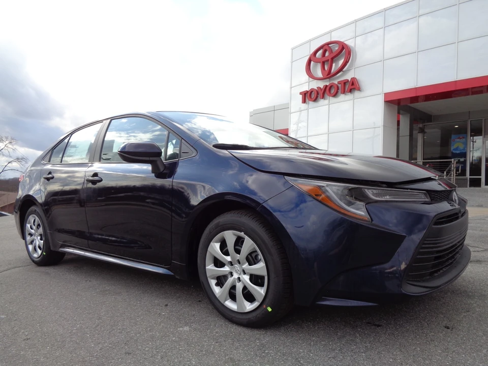 2026 Toyota Corolla 12th Gen - Image 2 of 21