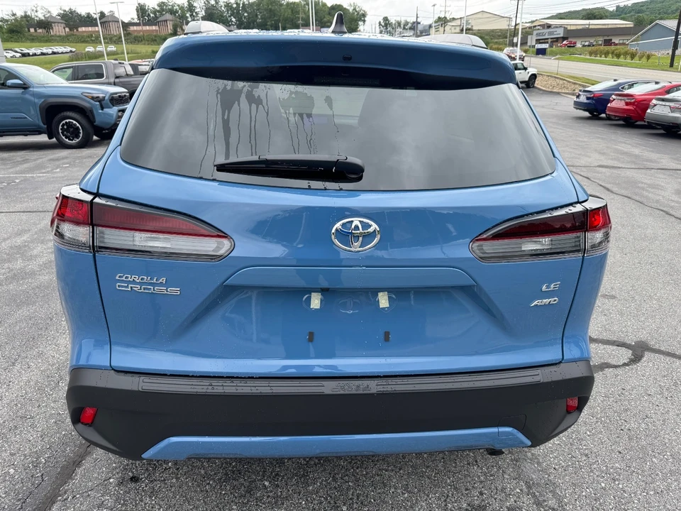 2026 Toyota Corolla Cross - Image 6 of 31