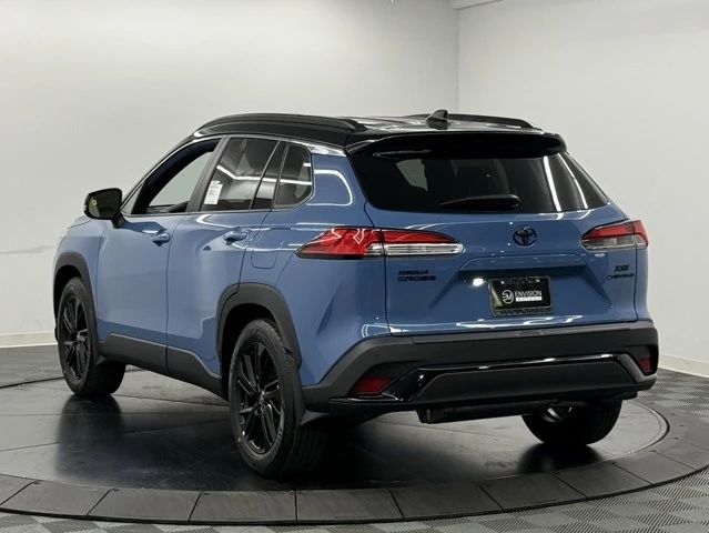 2026 Toyota Corolla Cross - Image 10 of 12