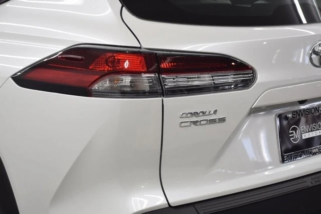 2026 Toyota Corolla Cross - Image 10 of 12