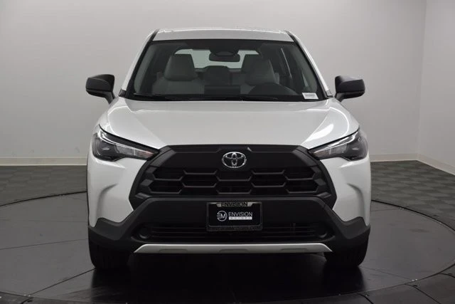 2026 Toyota Corolla Cross - Image 3 of 12