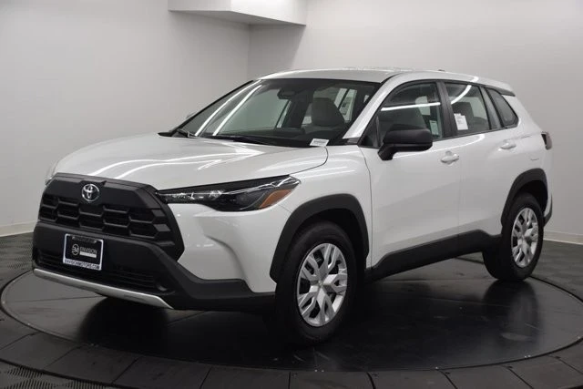 2026 Toyota Corolla Cross - Image 2 of 12