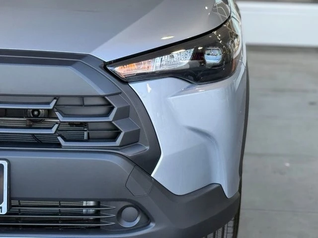 2026 Toyota Corolla Cross - Image 6 of 12