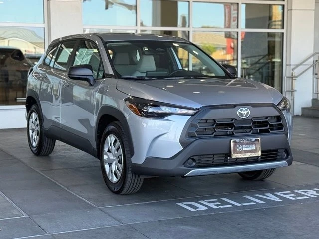 2026 Toyota Corolla Cross - Image 5 of 12