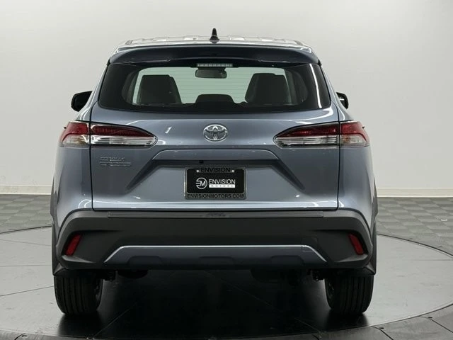 2026 Toyota Corolla Cross - Image 8 of 12