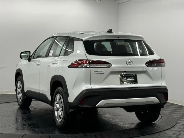 2026 Toyota Corolla Cross - Image 10 of 12
