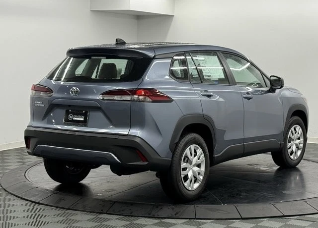 2026 Toyota Corolla Cross - Image 6 of 12
