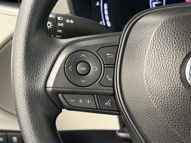 2026 Toyota Corolla Cross - Image 23 of 31