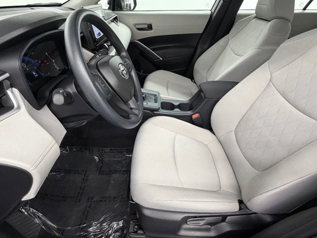 2026 Toyota Corolla Cross - Image 20 of 31