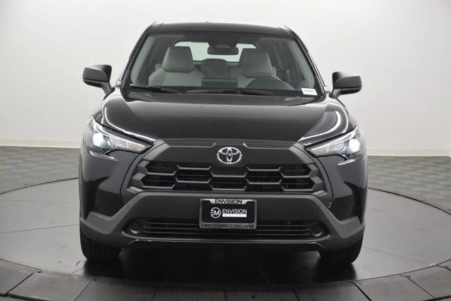 2026 Toyota Corolla Cross - Image 3 of 12