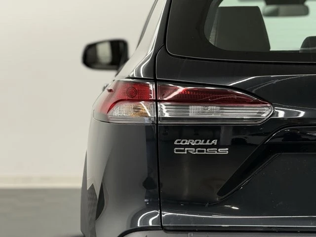 2026 Toyota Corolla Cross - Image 9 of 12