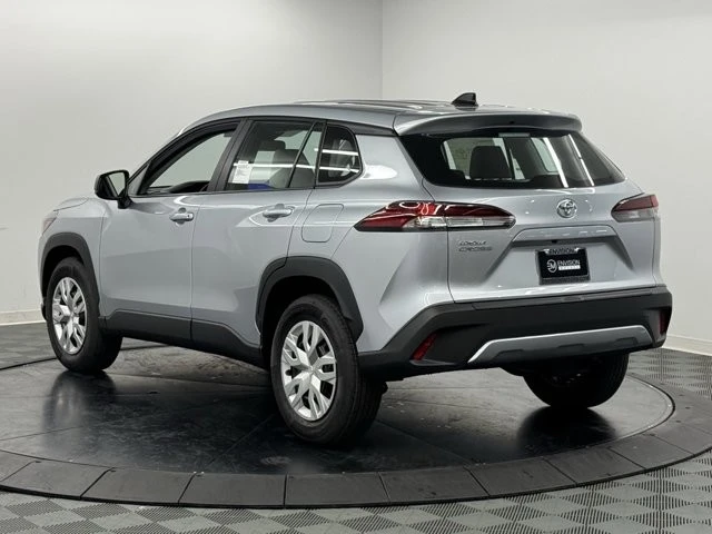 2026 Toyota Corolla Cross - Image 10 of 12