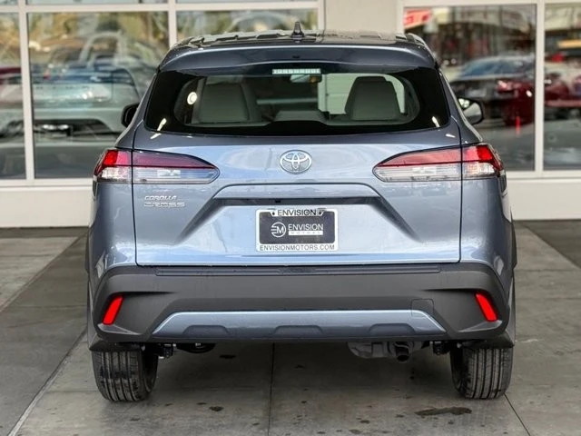 2026 Toyota Corolla Cross - Image 10 of 12