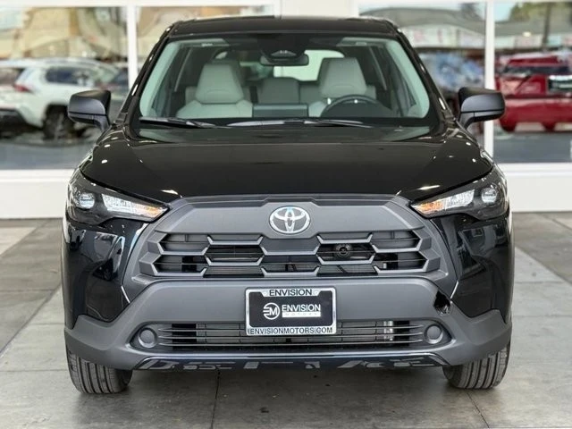 2026 Toyota Corolla Cross - Image 4 of 12