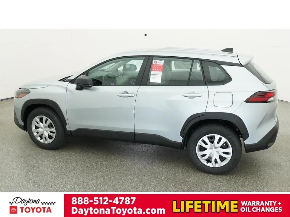2026 Toyota Corolla Cross - Image 4 of 12