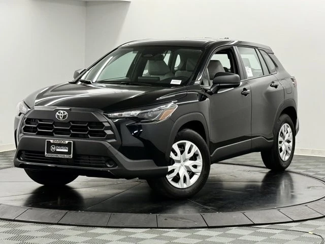 2026 Toyota Corolla Cross - Image 2 of 12