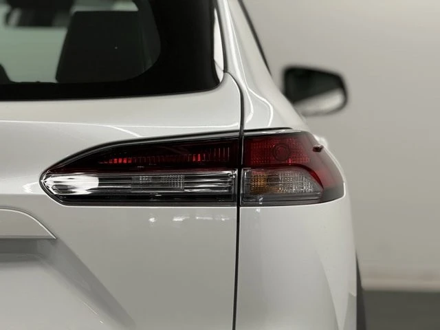 2026 Toyota Corolla Cross - Image 7 of 12
