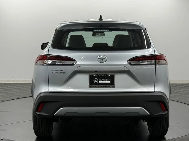 2026 Toyota Corolla Cross - Image 8 of 12