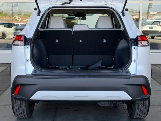 2026 Toyota Corolla Cross - Image 16 of 21