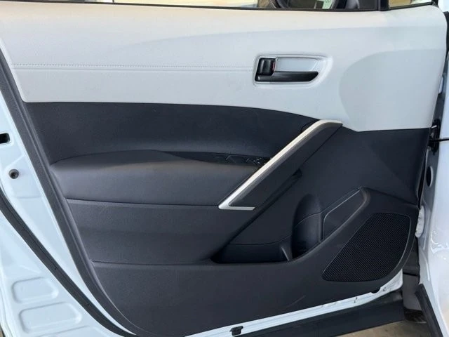 2026 Toyota Corolla Cross - Image 19 of 21