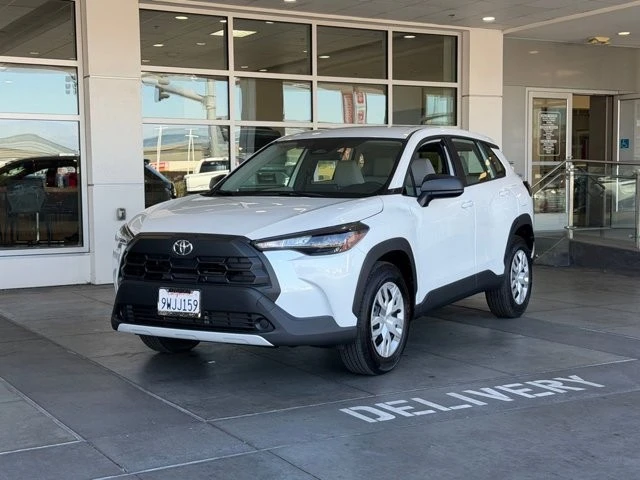 2026 Toyota Corolla Cross - Image 2 of 21